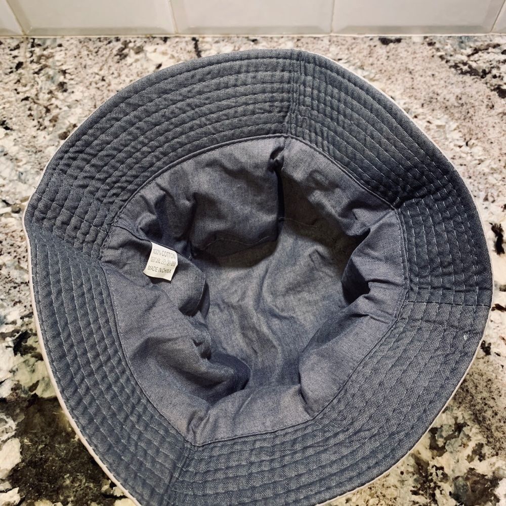 Hat - Picture 5 of 8